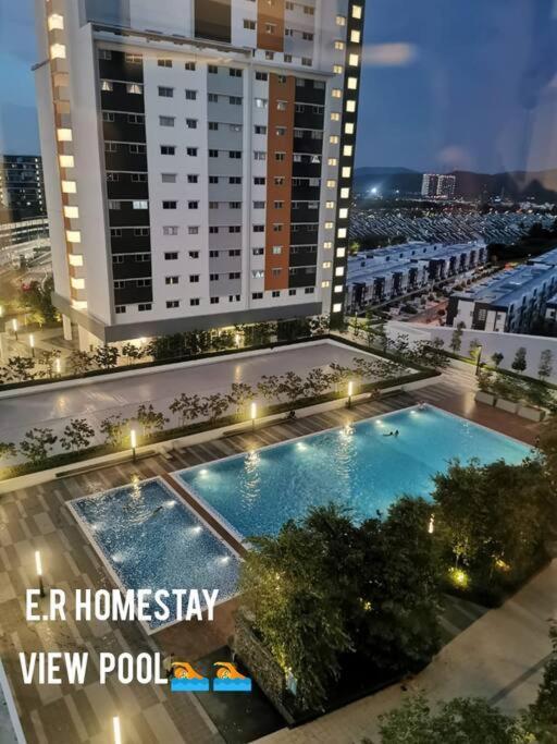 E. R Homestay 3R2B Nearby Klia Sepang Esterno foto